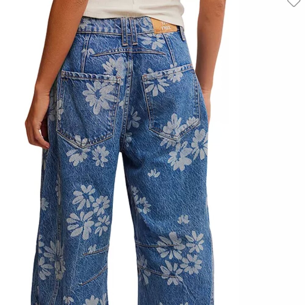 Good Luck Printed Barrel Leg Jeans Laser Daisy
